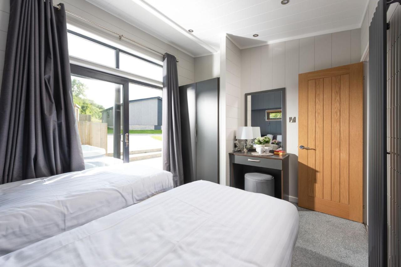 Primrose Lodge, 25 Roadford Lake Lodges Lifton Экстерьер фото