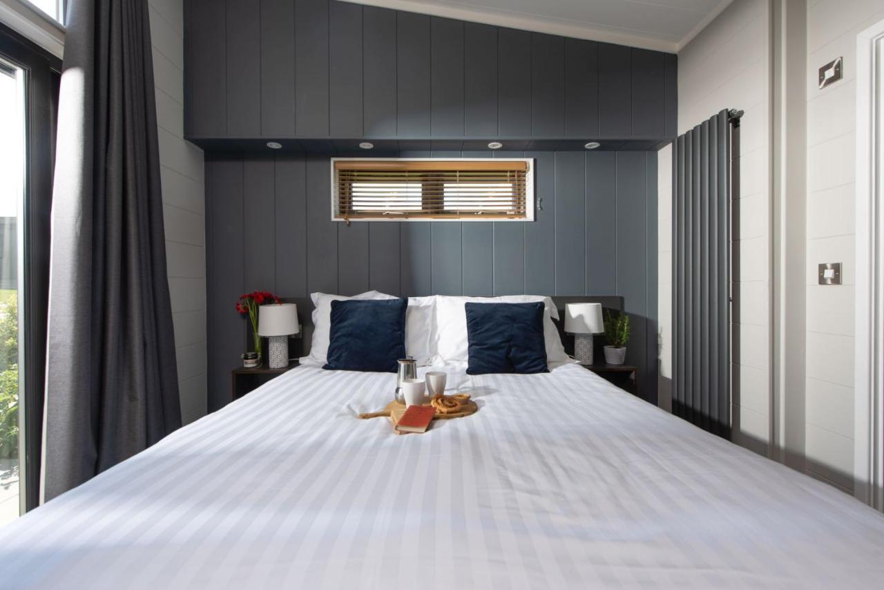 Primrose Lodge, 25 Roadford Lake Lodges Lifton Экстерьер фото